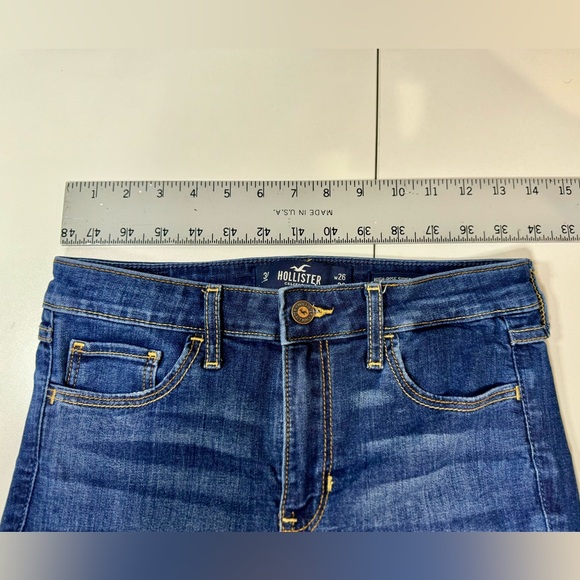 Hollister High Rise Super Skinny Medium Wash Distressed Jeans SZ 26x32 LIKE NEW - Picture 13 of 16